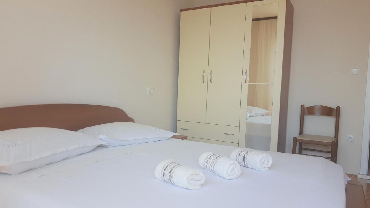 Adriatic Beach Suites أوميس المظهر الخارجي الصورة