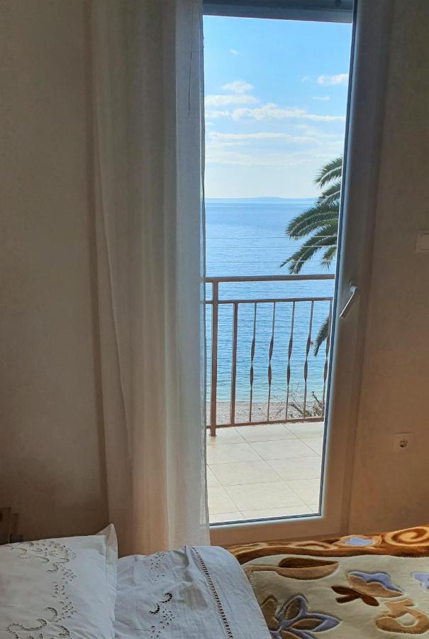 Adriatic Beach Suites أوميس المظهر الخارجي الصورة