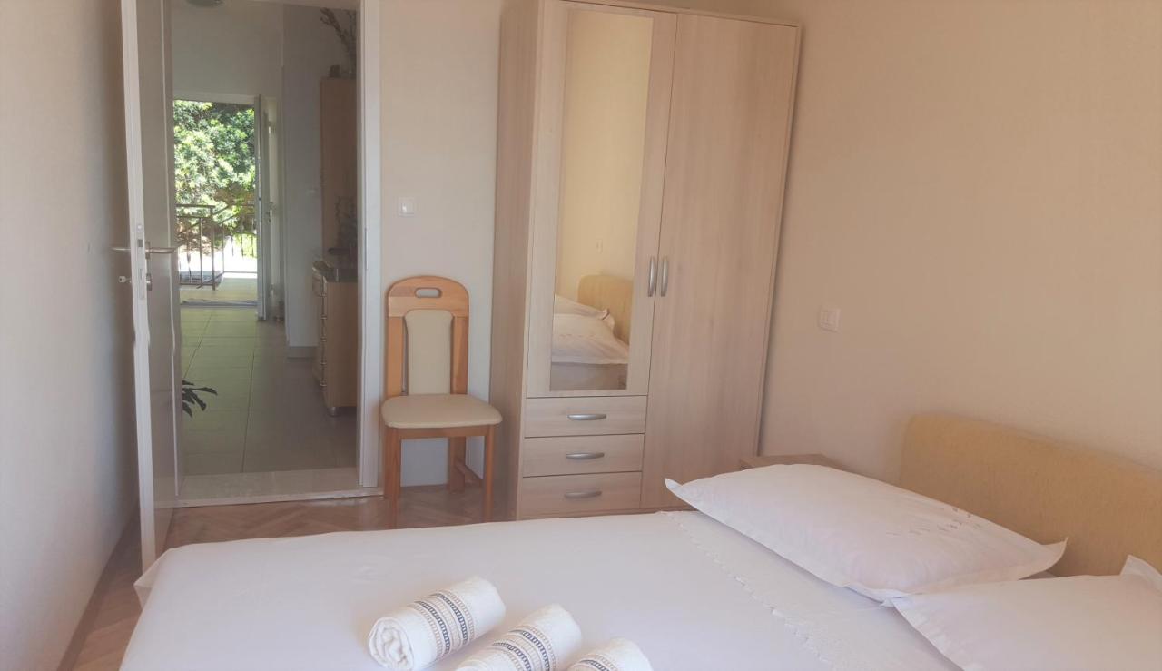 Adriatic Beach Suites أوميس المظهر الخارجي الصورة