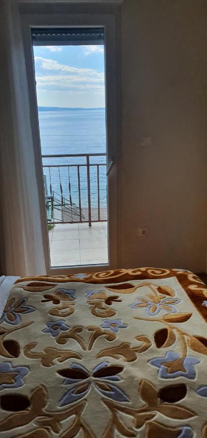Adriatic Beach Suites أوميس المظهر الخارجي الصورة