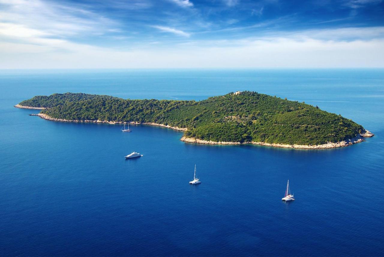 Adriatic Beach Suites أوميس المظهر الخارجي الصورة