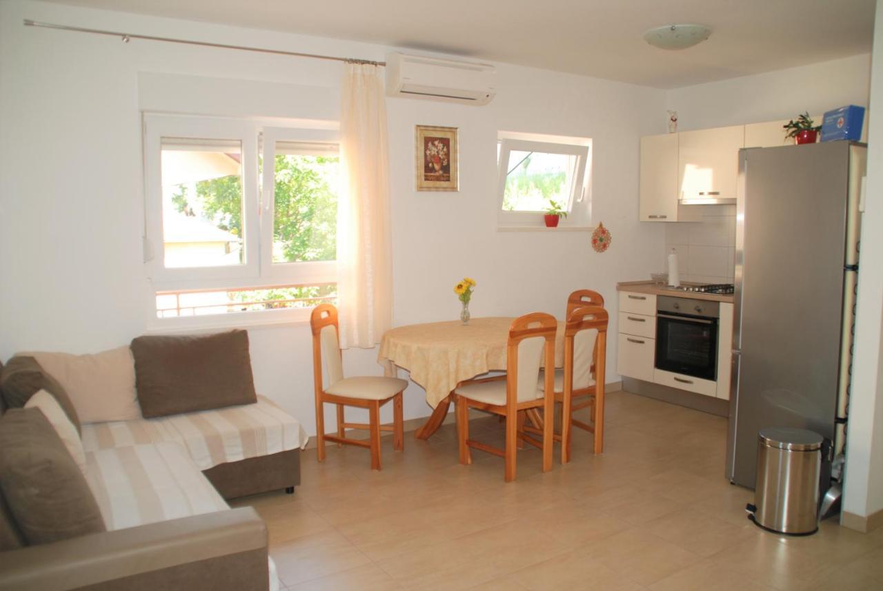 Adriatic Beach Suites أوميس المظهر الخارجي الصورة