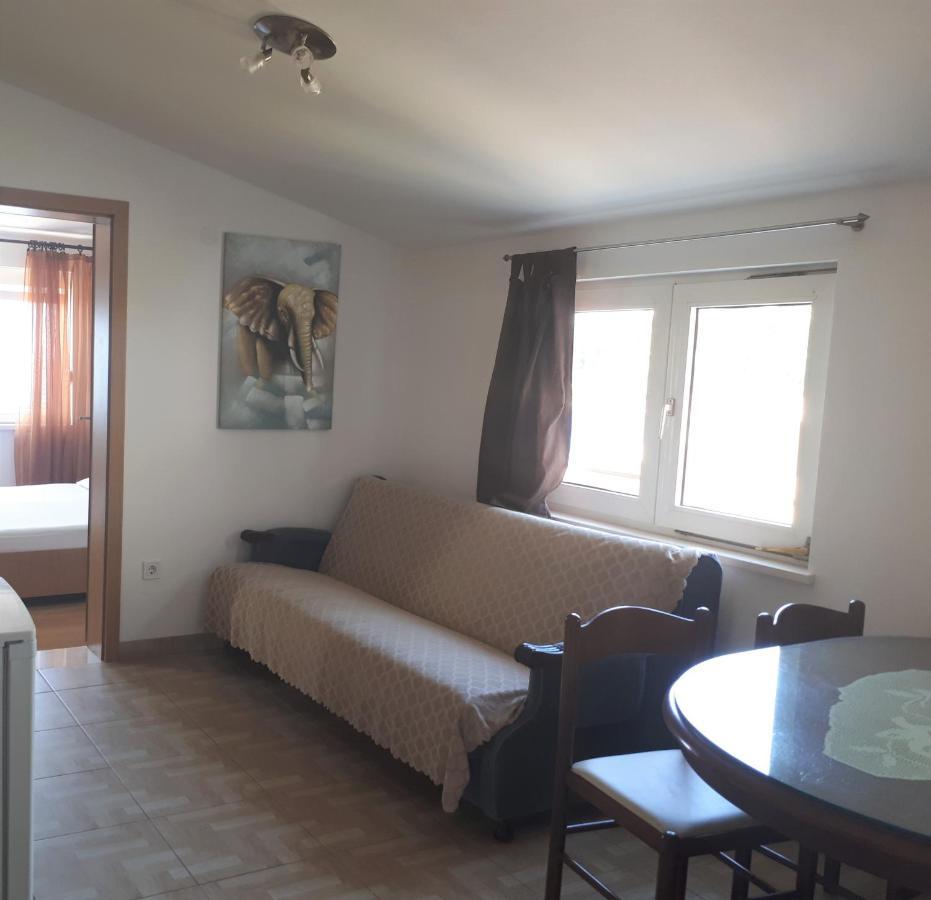 Adriatic Beach Suites أوميس المظهر الخارجي الصورة