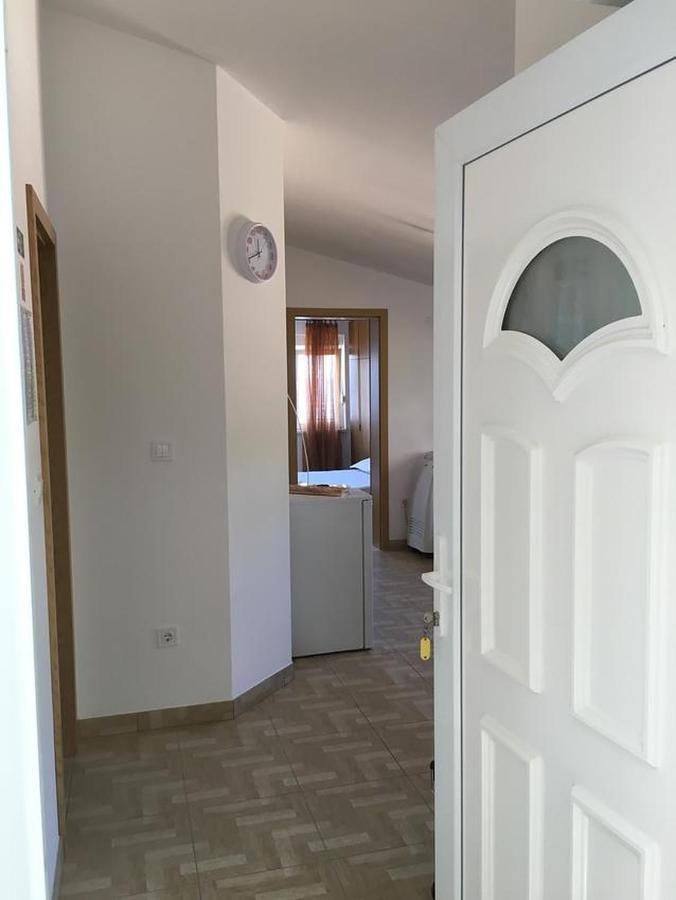 Adriatic Beach Suites أوميس المظهر الخارجي الصورة