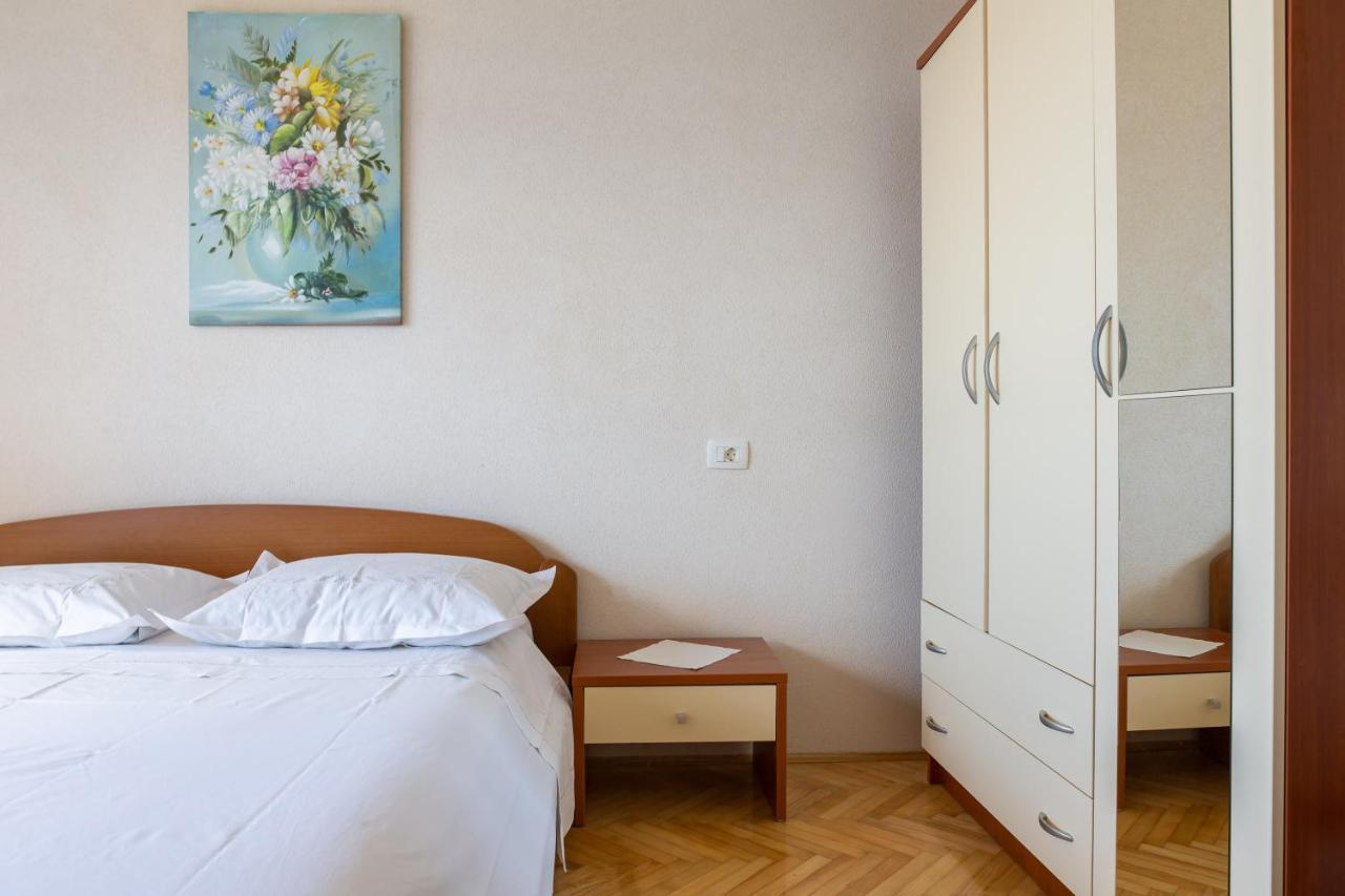Adriatic Beach Suites أوميس المظهر الخارجي الصورة