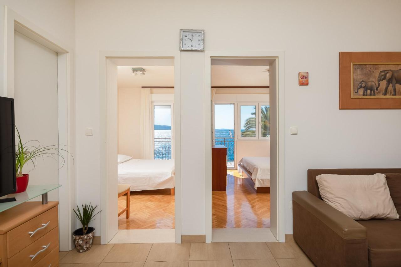 Adriatic Beach Suites أوميس المظهر الخارجي الصورة