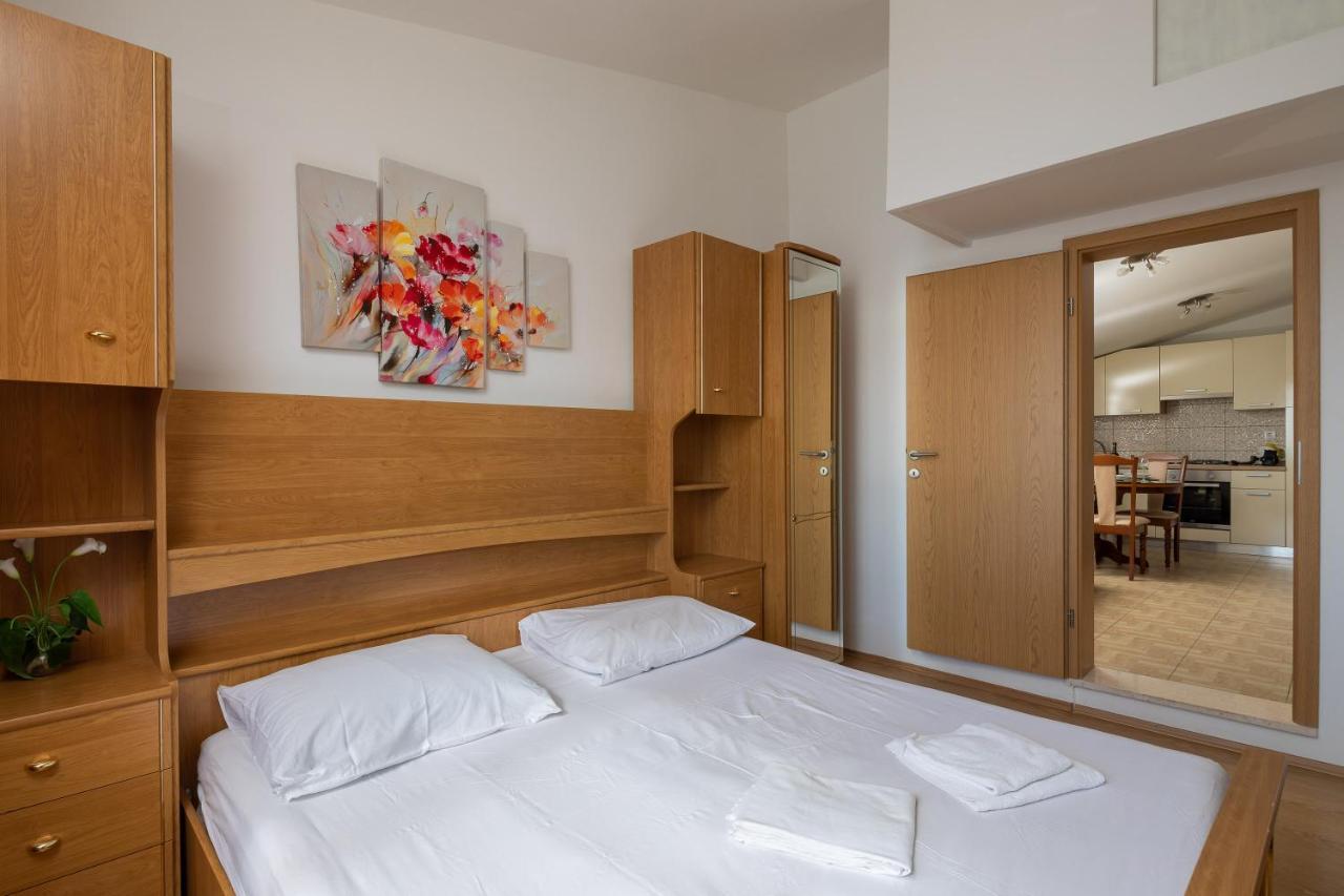 Adriatic Beach Suites أوميس المظهر الخارجي الصورة