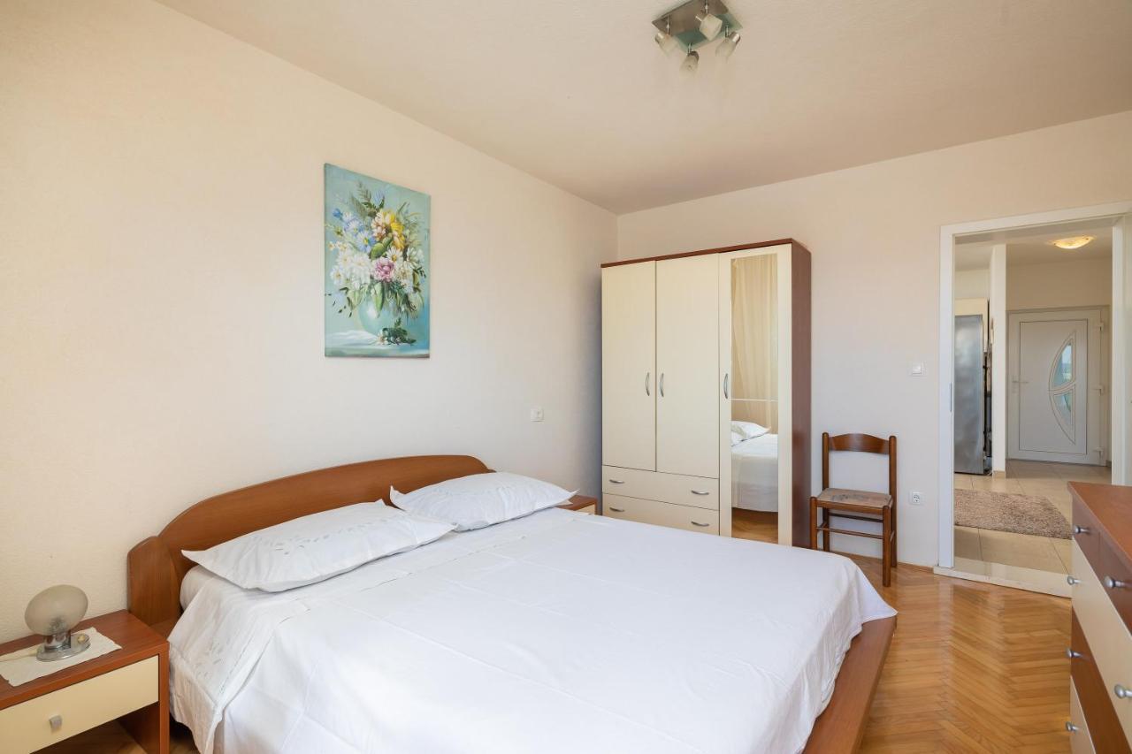 Adriatic Beach Suites أوميس المظهر الخارجي الصورة