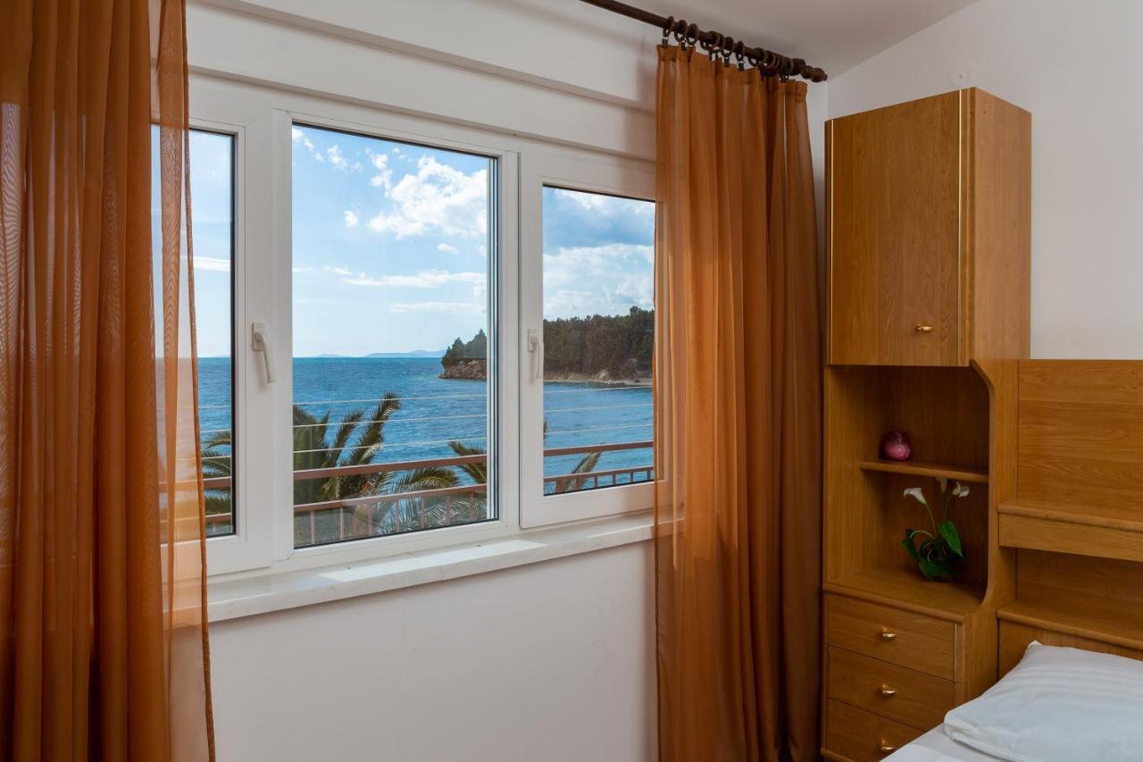 Adriatic Beach Suites أوميس المظهر الخارجي الصورة